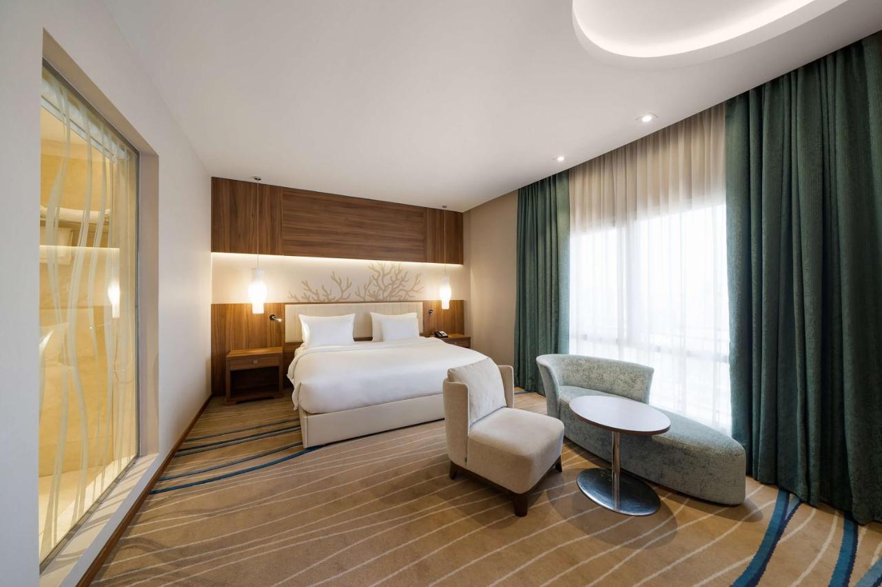 Radisson Blu Hotel, Jeddah Al Salam Екстериор снимка Deluxe room