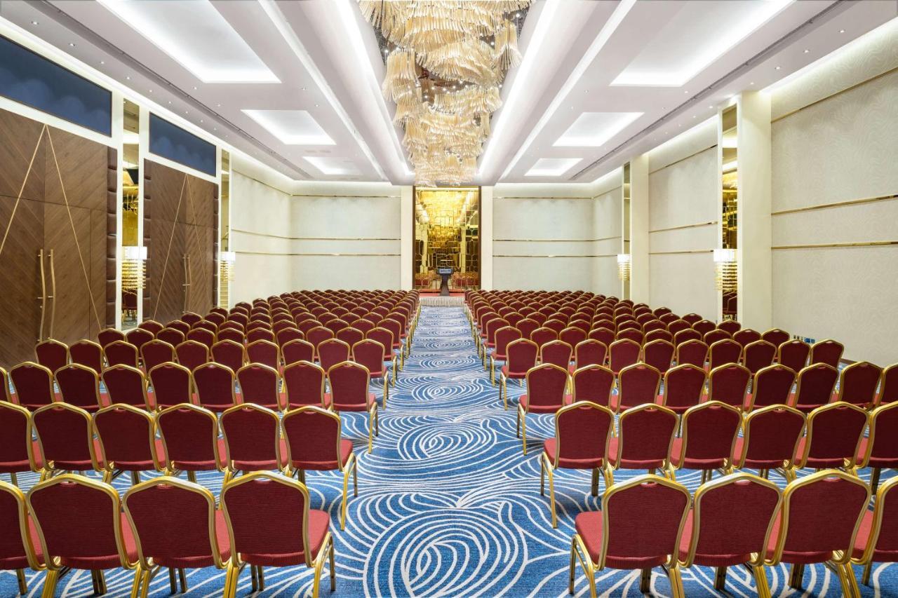 Radisson Blu Hotel, Jeddah Al Salam Екстериор снимка The Grand Ballroom